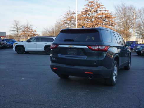 Used 2018 Chevrolet Traverse LT image 4