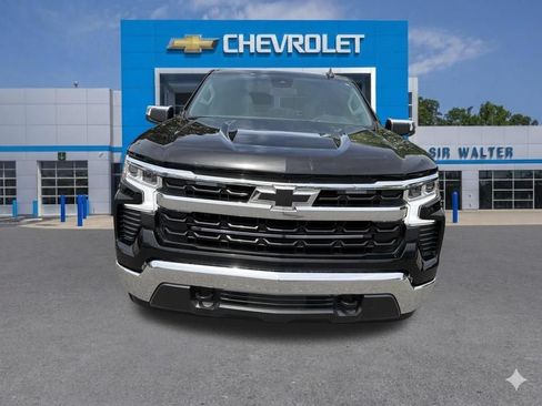 Used 2024 Chevrolet Silverado 1500 LT AWD/4WD image 25