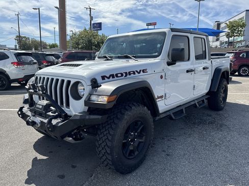 Used 2021 Jeep Gladiator Mojave image 7