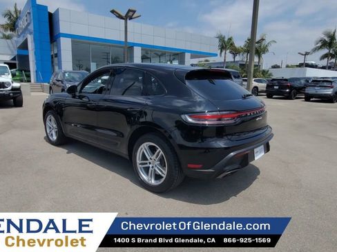 Used 2024 Porsche Macan Turbo AWD/4WD image 6
