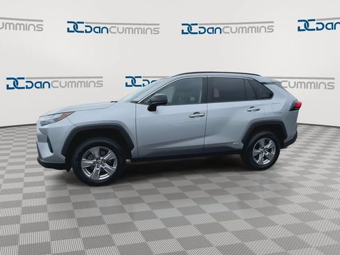 Used 2024 Toyota RAV4 LE AWD/4WD image 5
