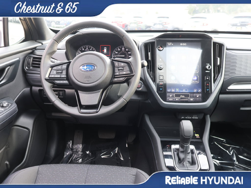 Used 2025 Subaru Forester Premium AWD/4WD image 19
