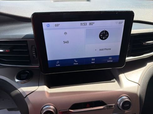 Used 2023 Ford Explorer XLT w/ Equipment Group 202A image 14