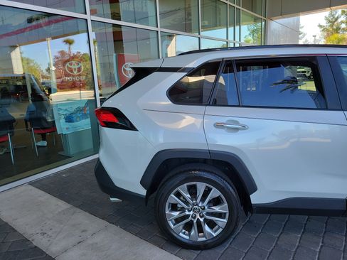 Used 2023 Toyota RAV4 Limited image 6