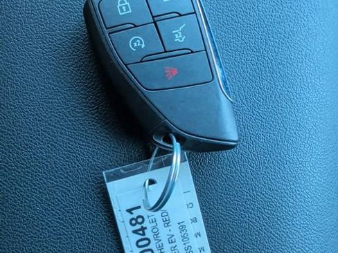Certified 2025 Chevrolet Blazer EV RS RWD image 25
