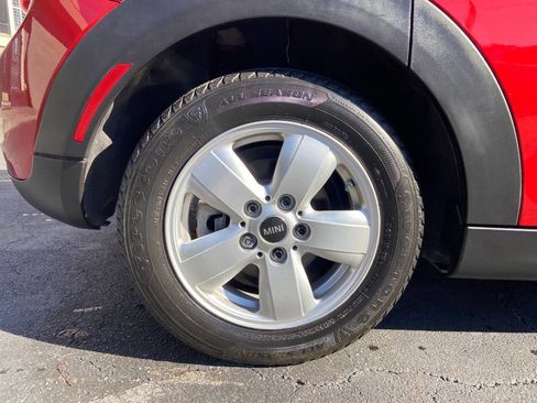 Used 2016 MINI Cooper 4-Door Hardtop w/ Media Package image 23