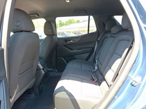 Used 2025 Chevrolet Equinox LT FWD image 10