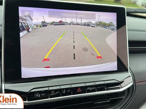 Used 2024 Jeep Compass Trailhawk image 21