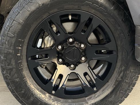 Used 2021 Toyota Tacoma SR w/ SR Convenience Package image 9