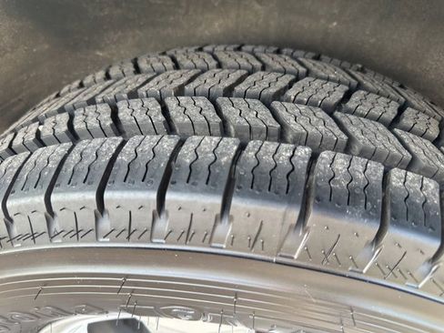 Used 2013 Nissan Rogue S w/ Special Edition Pkg image 26