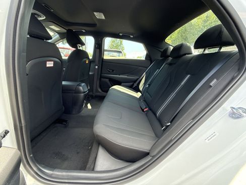 New 2026 Hyundai Elantra SEL Sport Premium FWD image 25