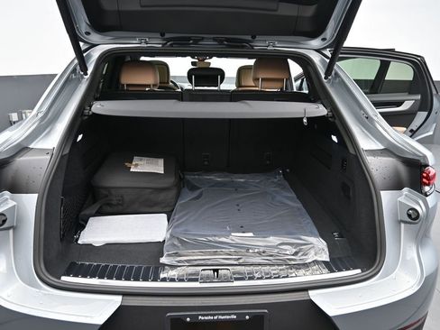 New 2026 Porsche Cayenne E-Hybrid Coupe image 21