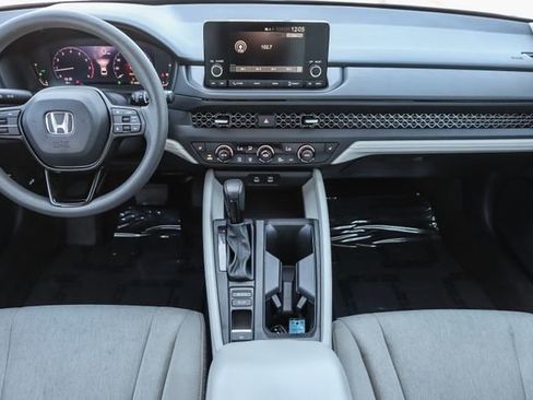 Used 2023 Honda Accord EX image 14