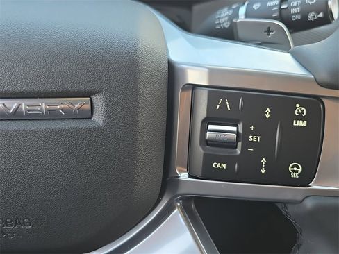 New 2026 Land Rover Discovery Limited Edition image 20