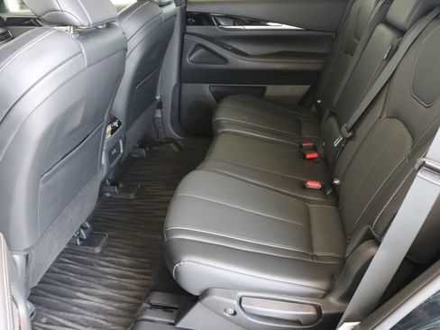 Certified 2025 INFINITI QX60 Pure AWD/4WD image 31
