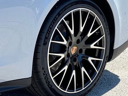 New 2026 Porsche Panamera 4 AWD/4WD image 12