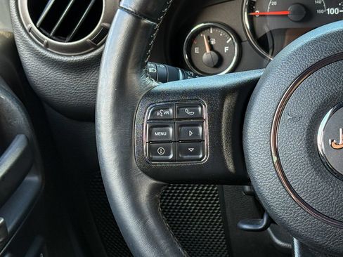 Used 2018 Jeep Wrangler Unlimited Sport AWD/4WD image 14