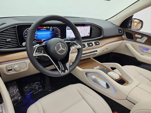 Certified 2025 Mercedes-Benz GLE 450e 4MATIC image 14