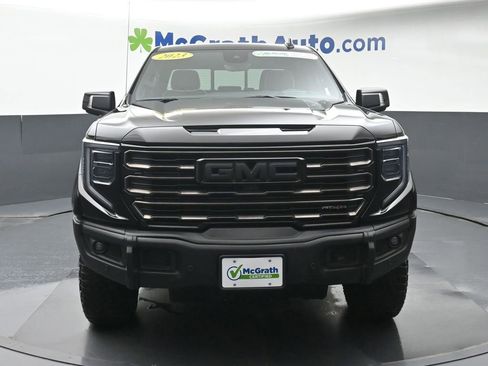Used 2023 GMC Sierra 1500 AT4X image 4