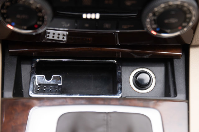 Used 2011 Mercedes-Benz C 300 4MATIC Sedan image 86