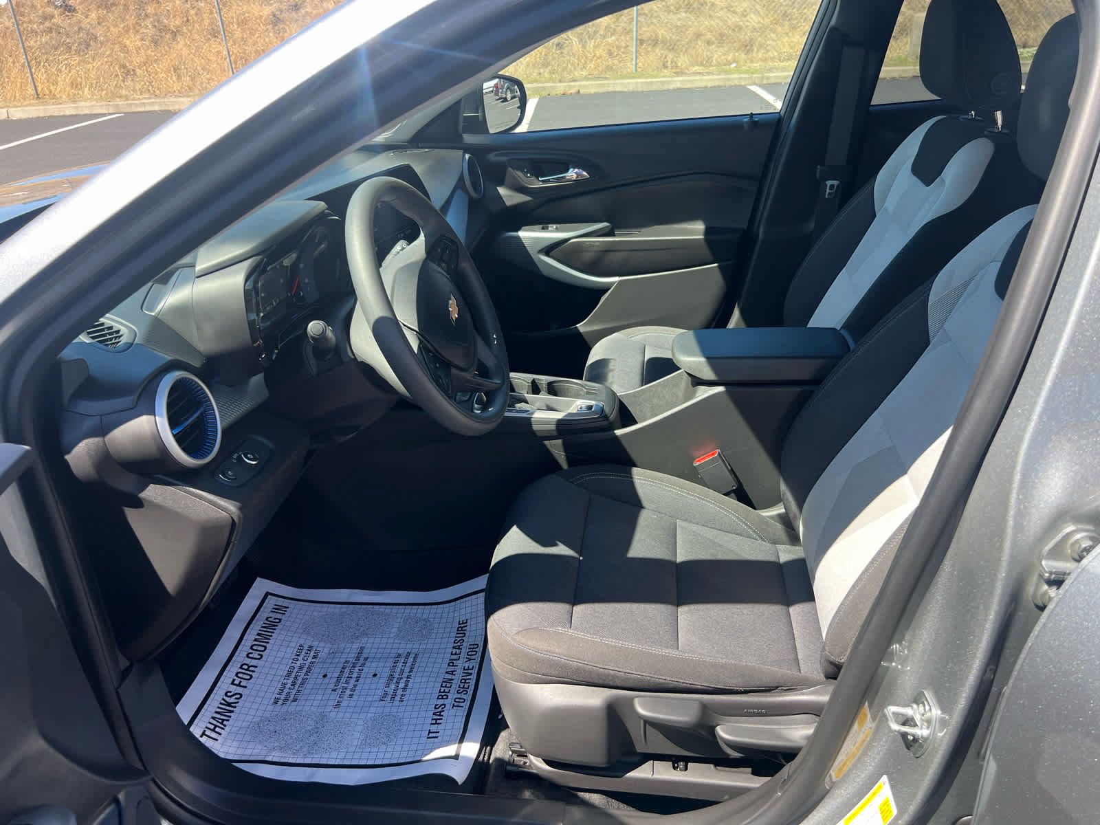 Used 2025 Chevrolet Trax LS w/ Driver Confidence Package FWD image 8