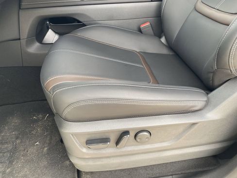 New 2026 Nissan Armada SL image 22