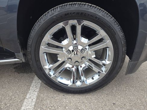 Certified 2020 GMC Yukon SLT w/ Premium Edition RWD image 29