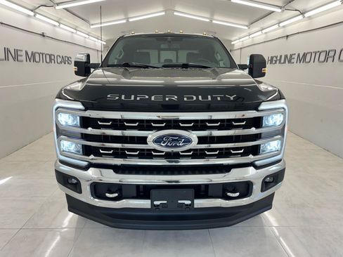 Used 2023 Ford F350 Lariat w/ Chrome Package AWD/4WD image 2