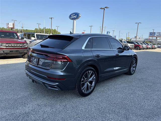 Used 2022 Audi Q8 Prestige AWD/4WD image 3