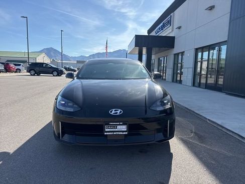 Used 2023 Hyundai Ioniq 6 Limited AWD/4WD image 2