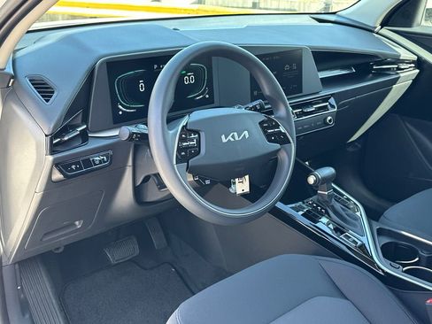 New 2026 Kia Niro LX FWD image 13