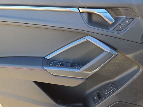 New 2025 Audi Q3 2.0T Premium Plus image 15
