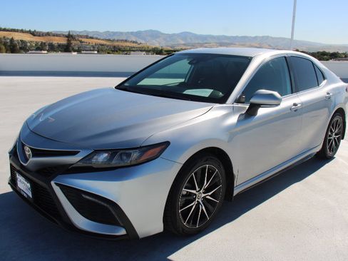 Certified 2024 Toyota Camry SE image 6