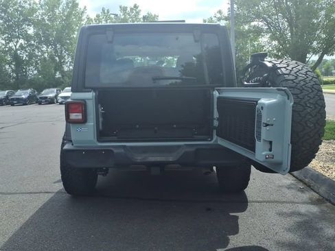 Used 2024 Jeep Wrangler Sport AWD/4WD image 7