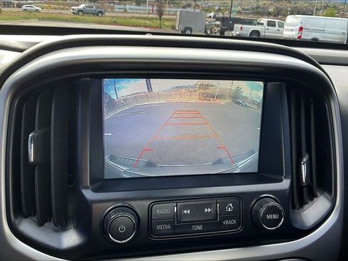 Used 2016 Chevrolet Colorado LT w/ Luxury Package, Chrome AWD/4WD image 14