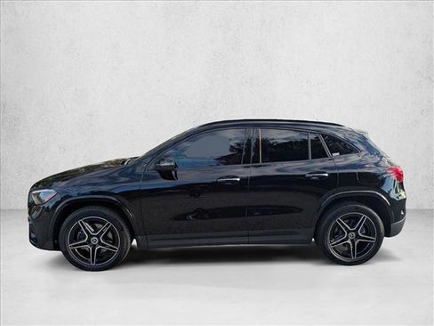 Used 2025 Mercedes-Benz GLA 250 image 9