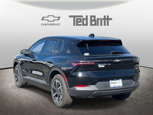 New 2026 Chevrolet Equinox EV LT image 6