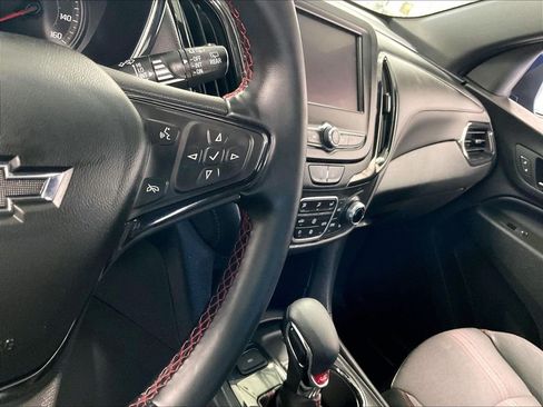 Used 2023 Chevrolet Equinox RS AWD/4WD image 24