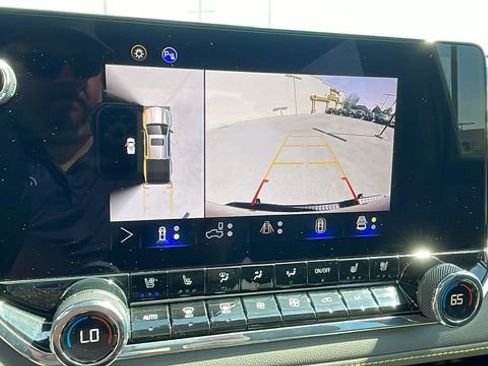 Used 2025 Chevrolet Colorado ZR2 w/ ZR2 Bison Edition image 26