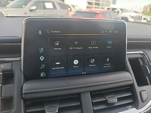 Used 2023 Chevrolet Suburban Premier w/ Advanced Technology Package image 19