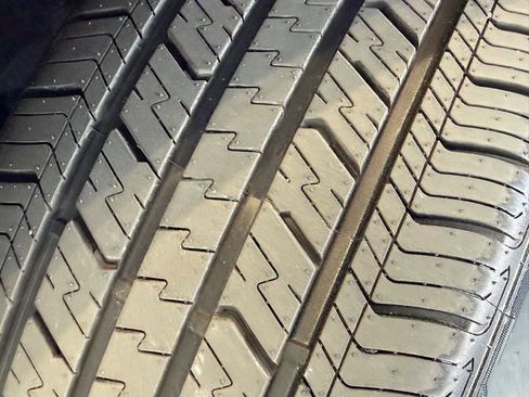 Used 2019 Tesla Model 3 Standard Range Plus image 15