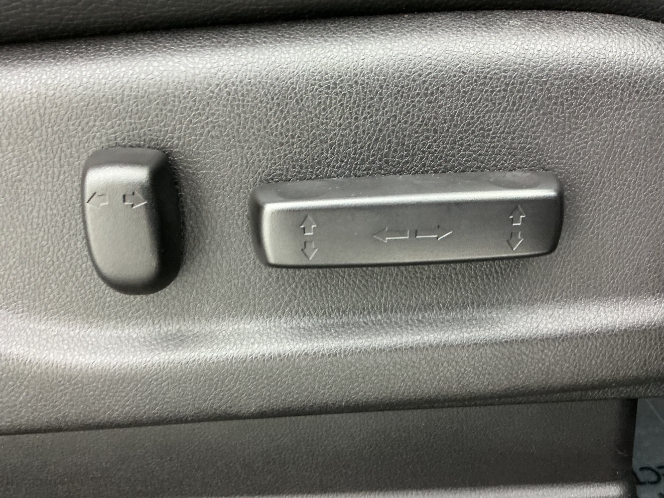 Used 2017 Acura RDX w/ Technology Package FWD image 41