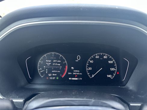 Used 2023 Honda Pilot LX image 25