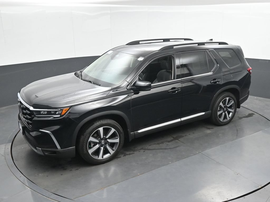 Used 2025 Honda Pilot Touring image 30