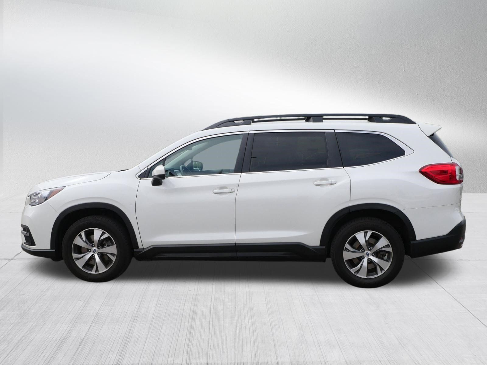 Used 2022 Subaru Ascent Premium w/ Convenience Package AWD/4WD image 4