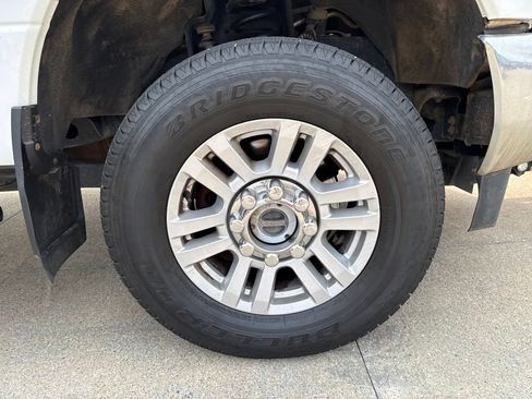 Used 2019 Ford F250 XLT w/ Snow Plow Prep Package AWD/4WD image 39