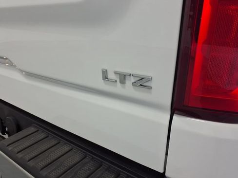 Used 2026 Chevrolet Silverado 1500 LTZ AWD/4WD image 11