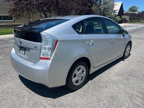 Used 2011 Toyota Prius Two w/ Preferred Accessory Pkg FWD image 25