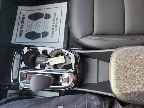 New 2026 Chevrolet Trax RS w/ Sunroof Package image 28