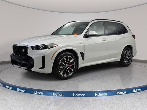 New 2026 BMW X5 xDrive50e w/ M Sport Package image 1